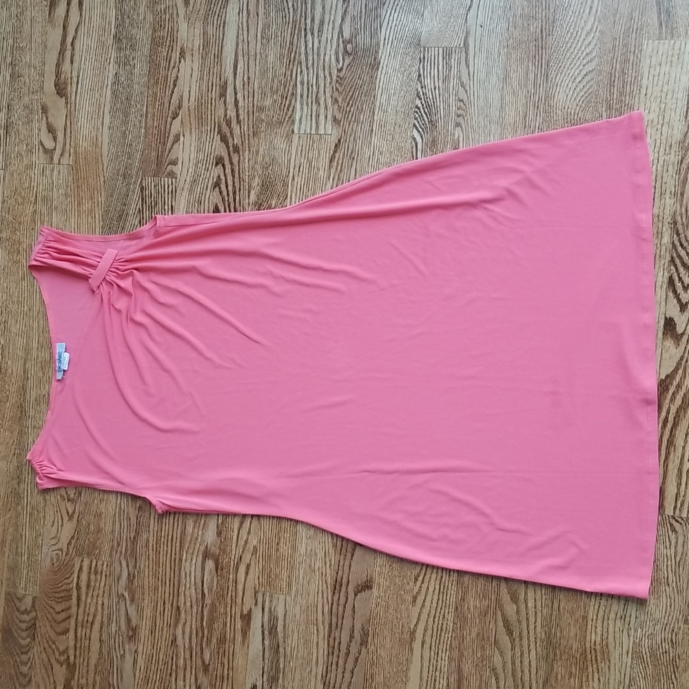 (12) EnchantΓ© Coral Silky Soft Vacation Summer Flirty Feminind Fitted Flattering